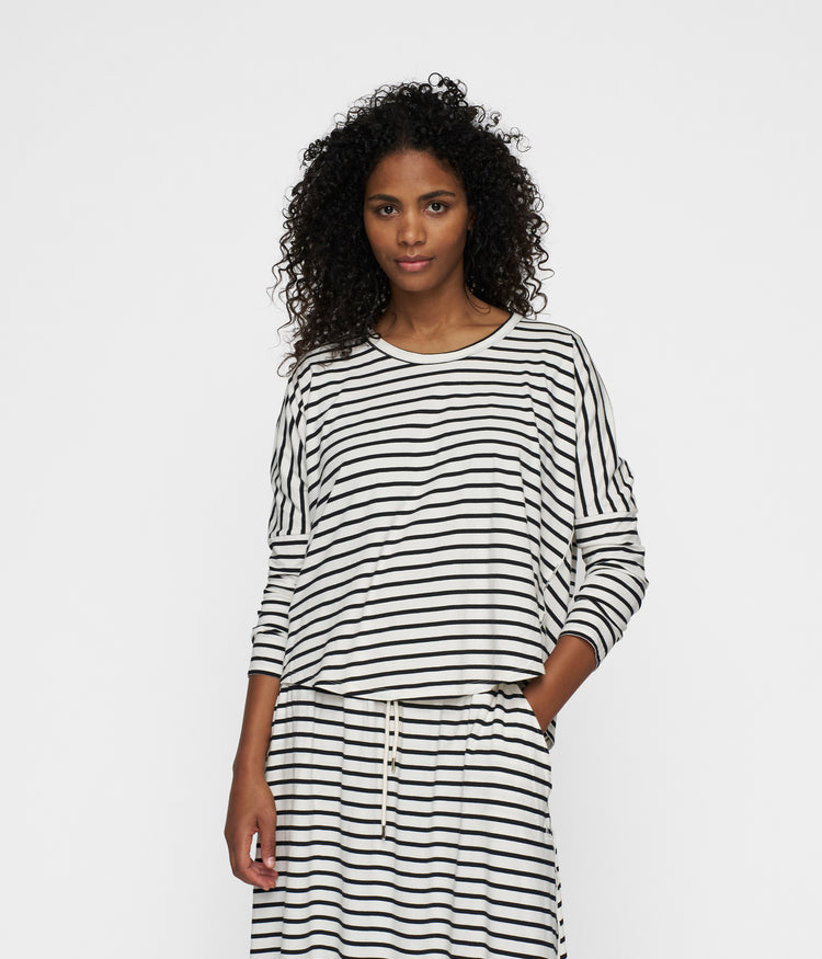 long sleeve tee stripes | ecru/black