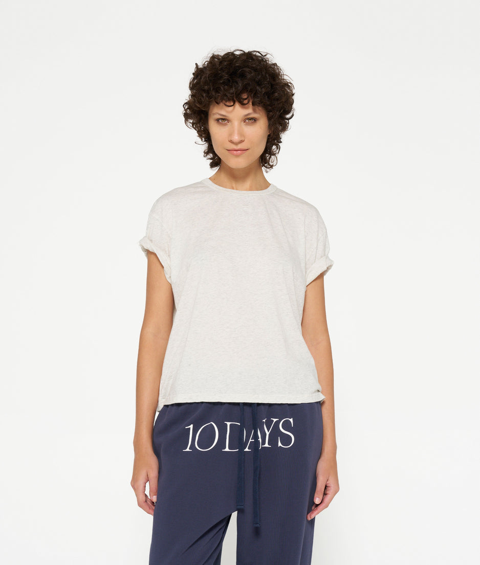 shortsleeve tee medal | soft white melee