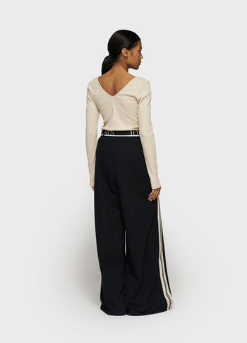 v-neck long sleeve ballet top | light earth