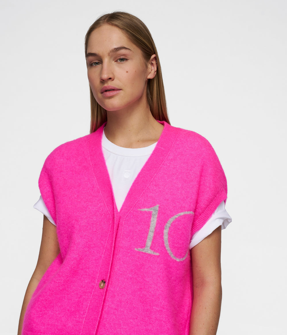 knit gilet | neon pink