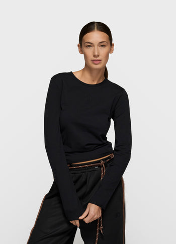 slim long sleeve tee | black