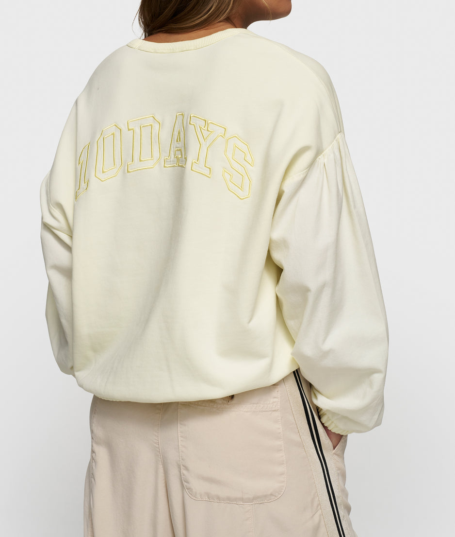 puffed sleeve sweater | faded pastel yellow