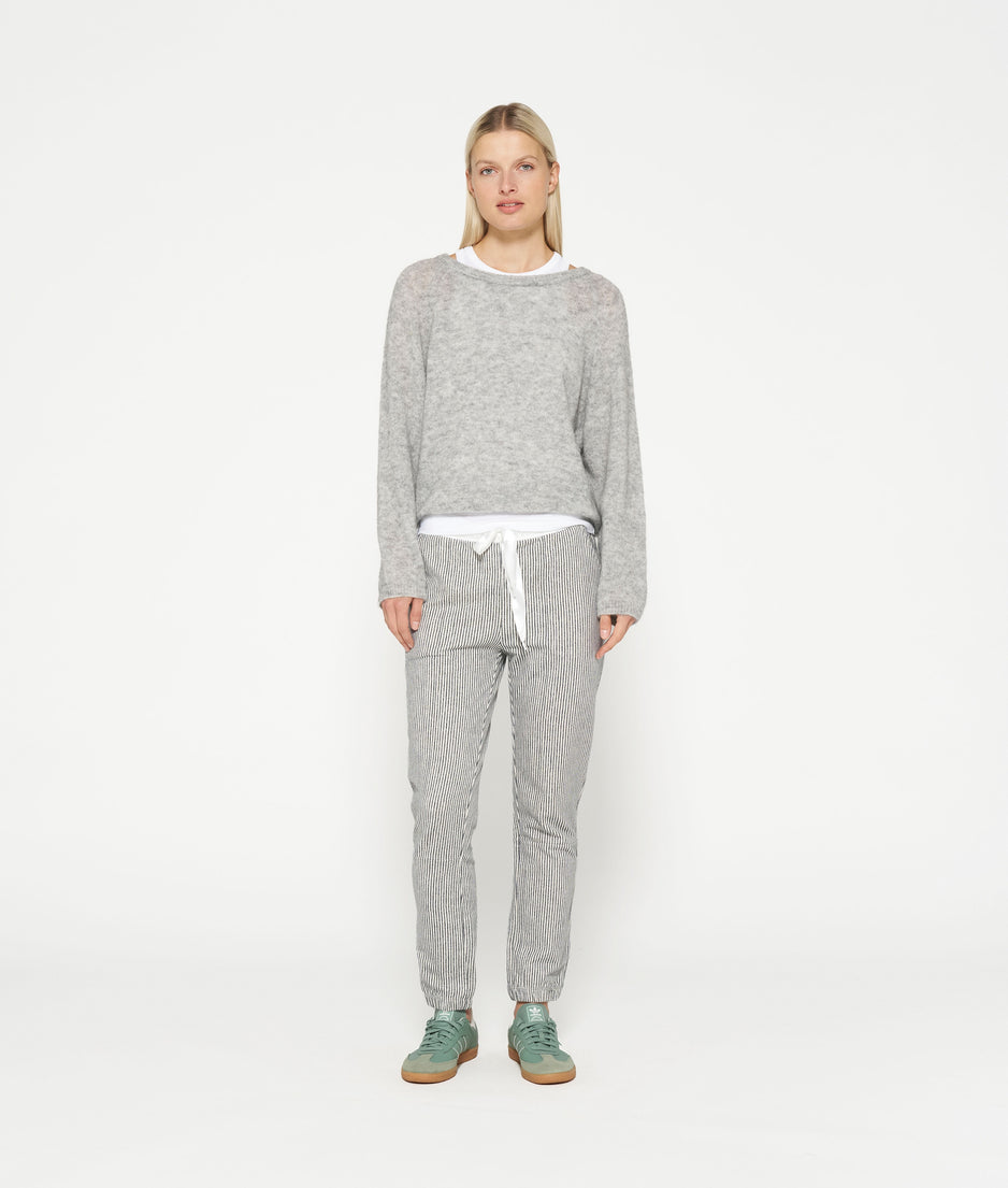 thin knit sweater | light grey melee
