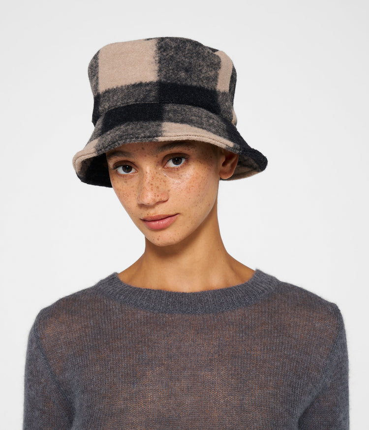 wool hat check | safari