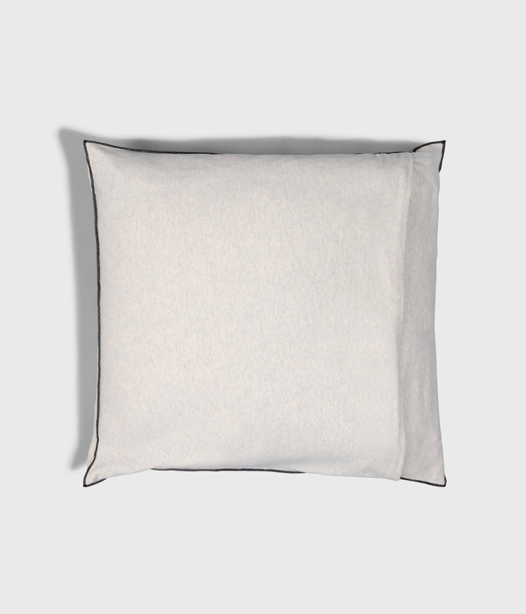 pillow contrast 60x60 | soft white melee