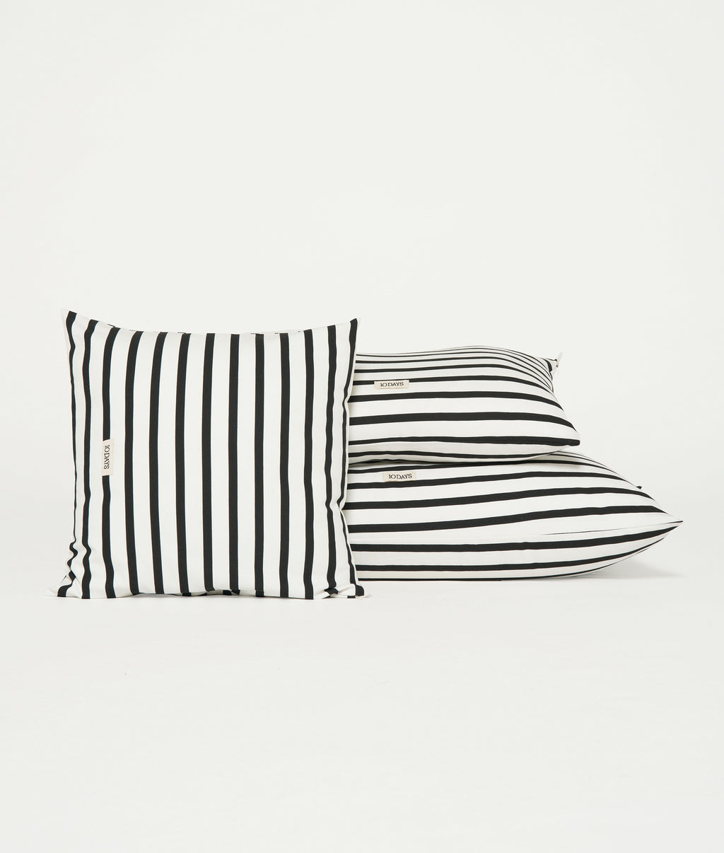 THE PILLOW COVER STRIPES 50x50 | ecru/black