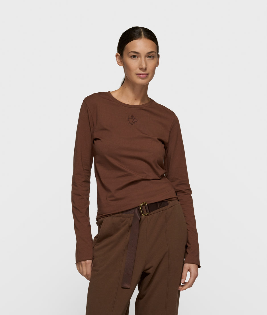 slim long sleeve tee | dark truffle