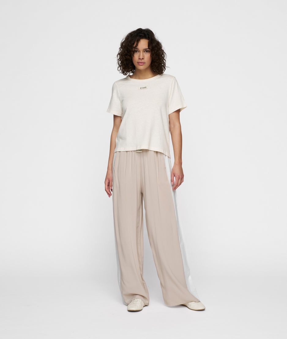 petite tee linen | ecru