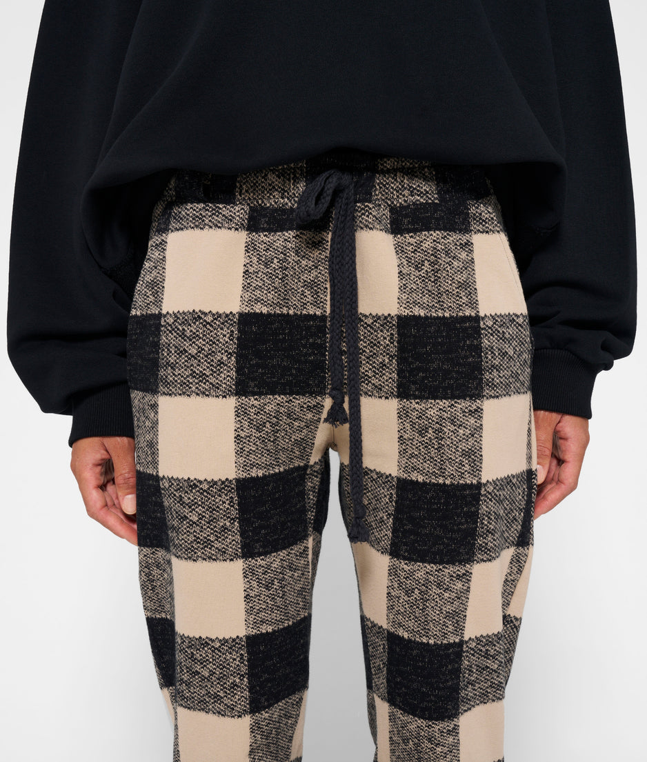 cropped jogger check | black