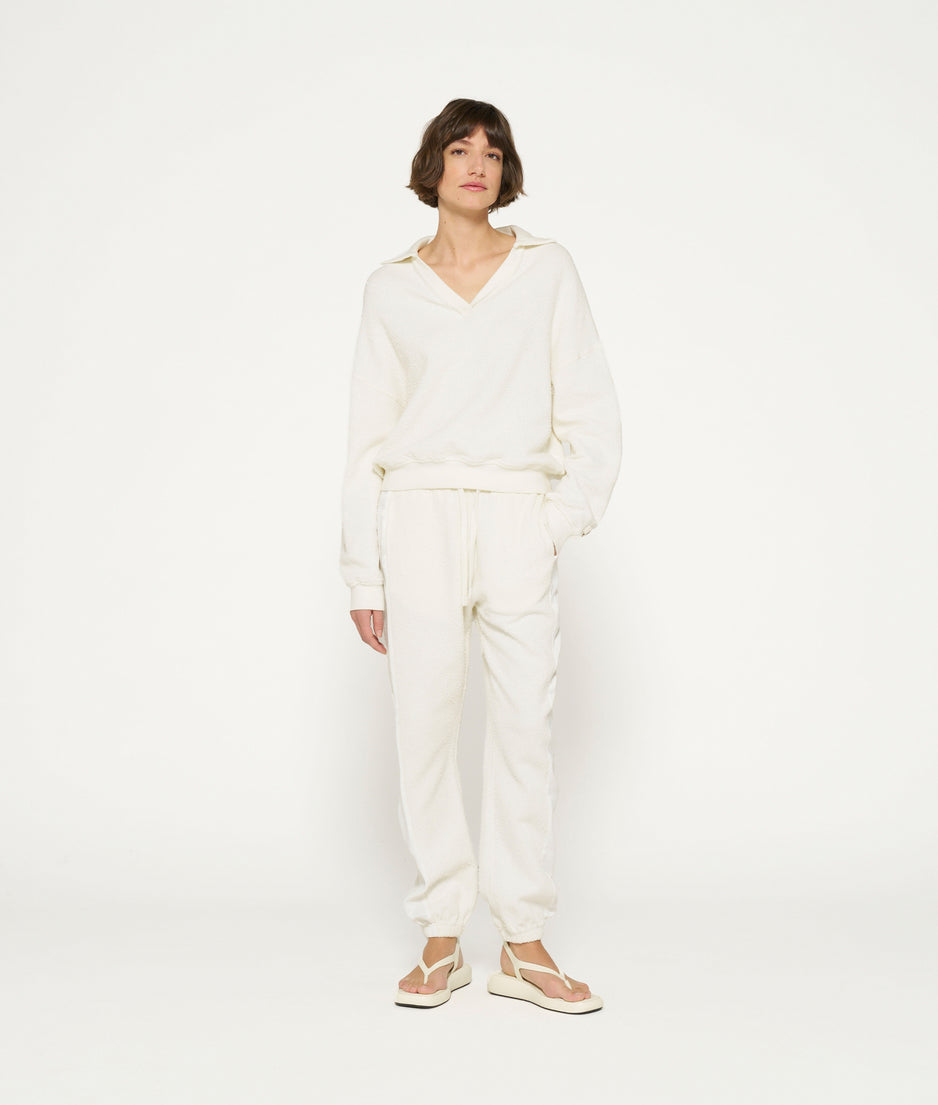 texture fleece jogger | ecru