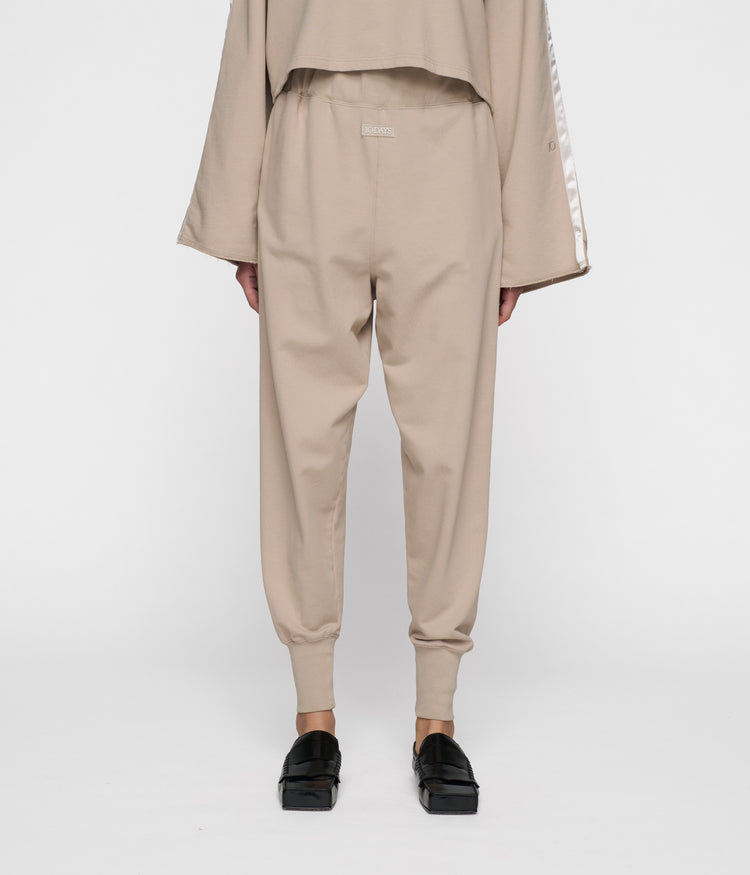 ballet jogger | rope