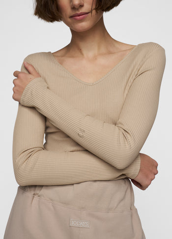 v-neck long sleeve ballet top | rope