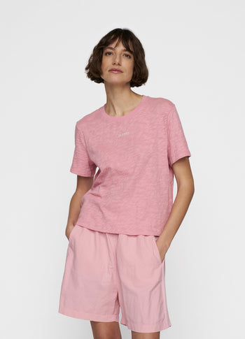 petite tee | bright raspberry