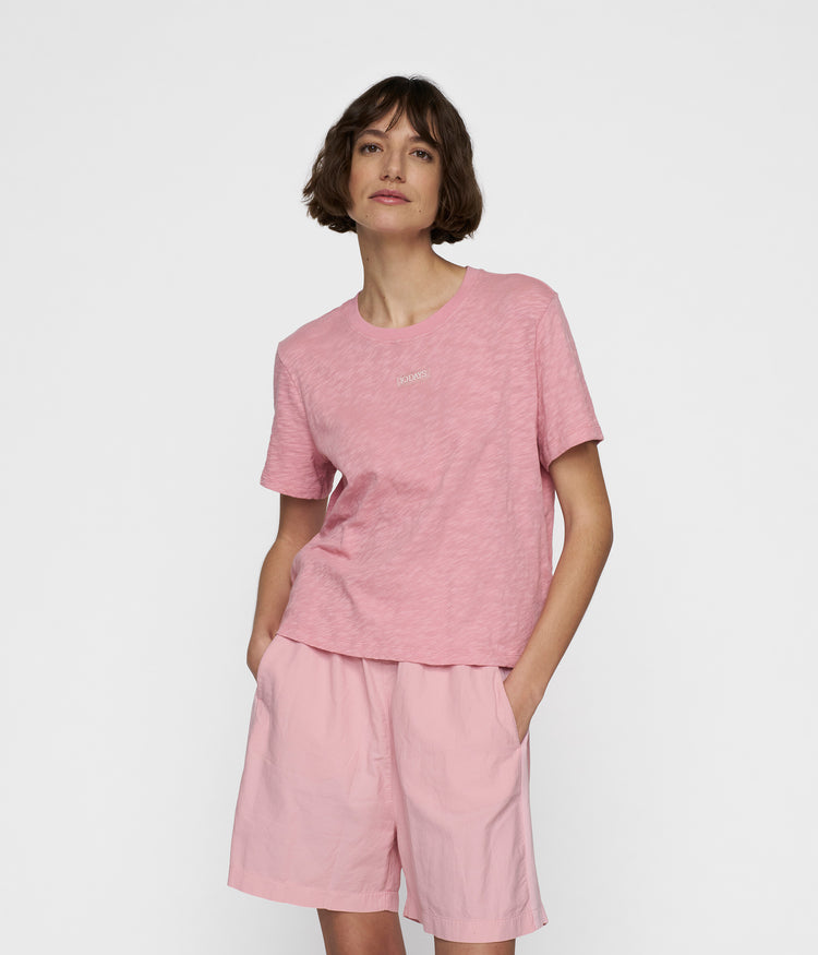 petite tee | bright raspberry