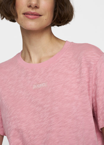 petite tee | bright raspberry