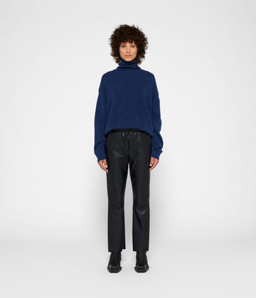 leather look flared jogger | black