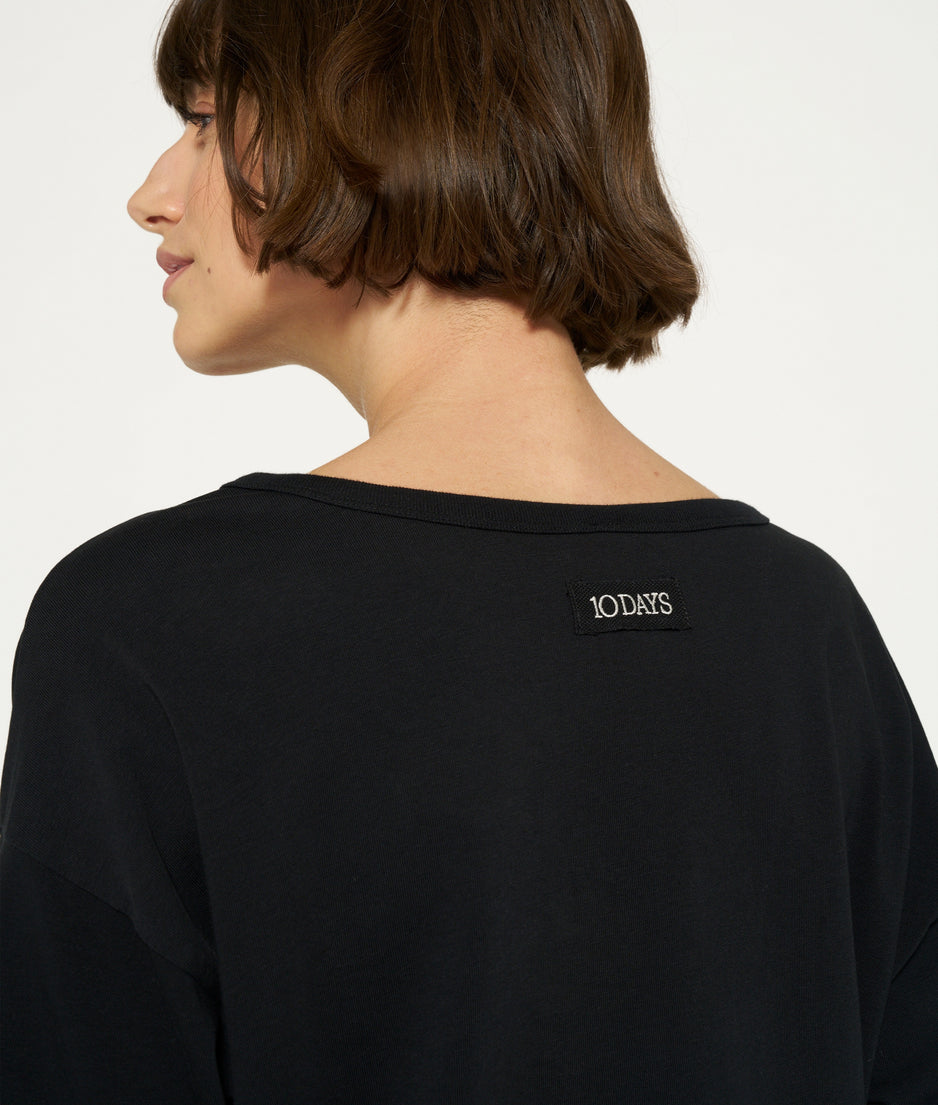 proud dress | black