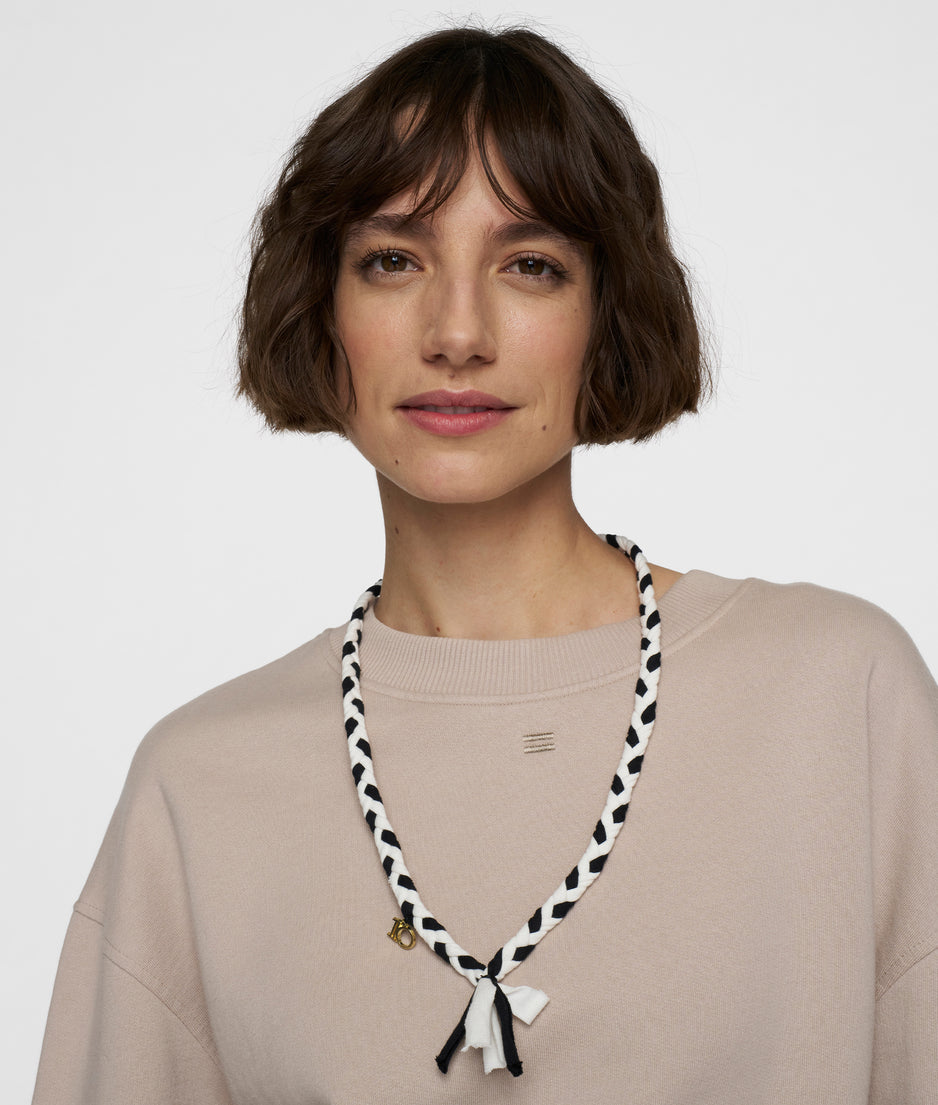braided necklace | black