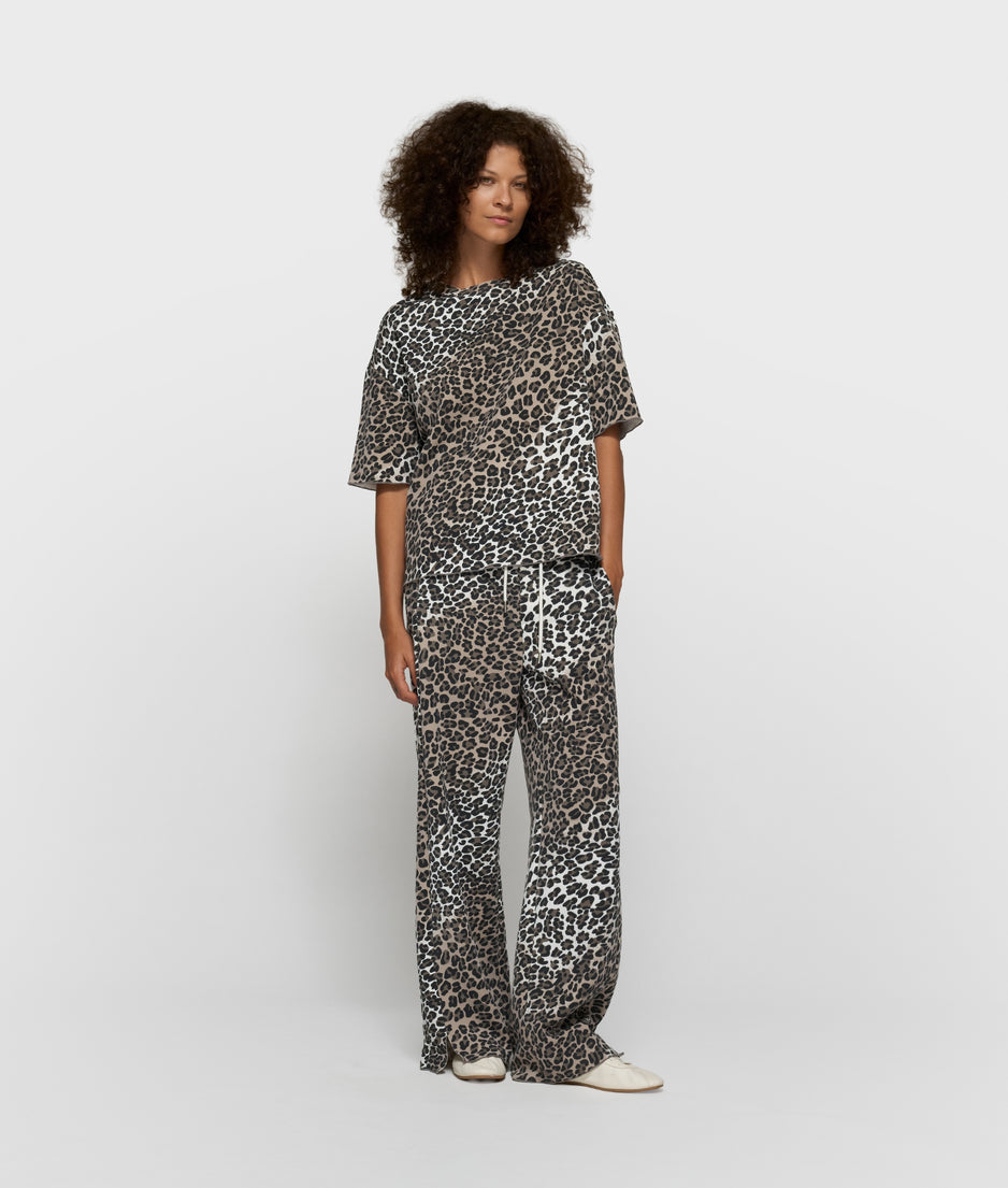 soft scuba tee leopard | ecru