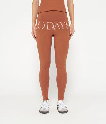 logo yoga leggings | saddle brown