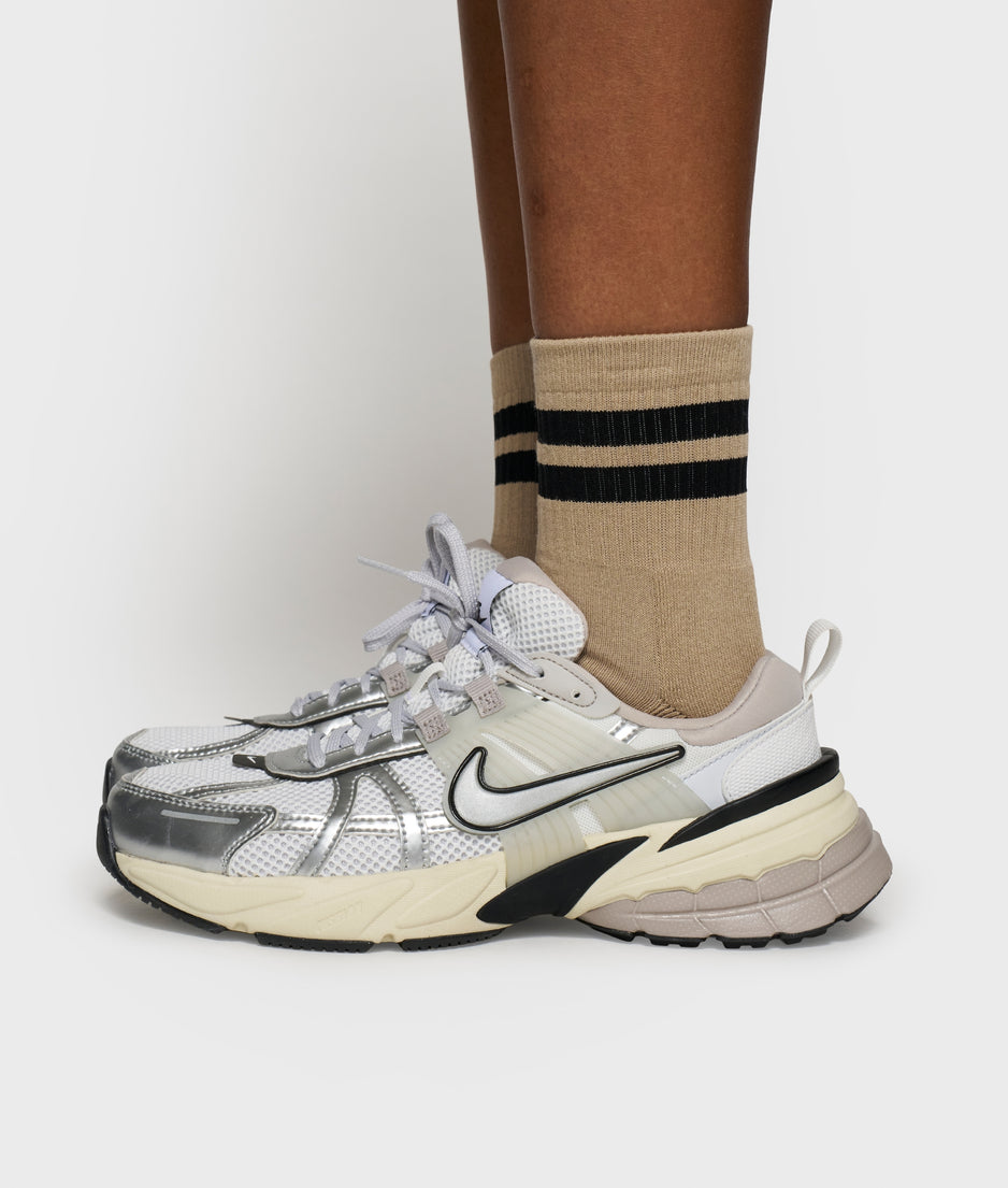 socks 2 stripes | earth