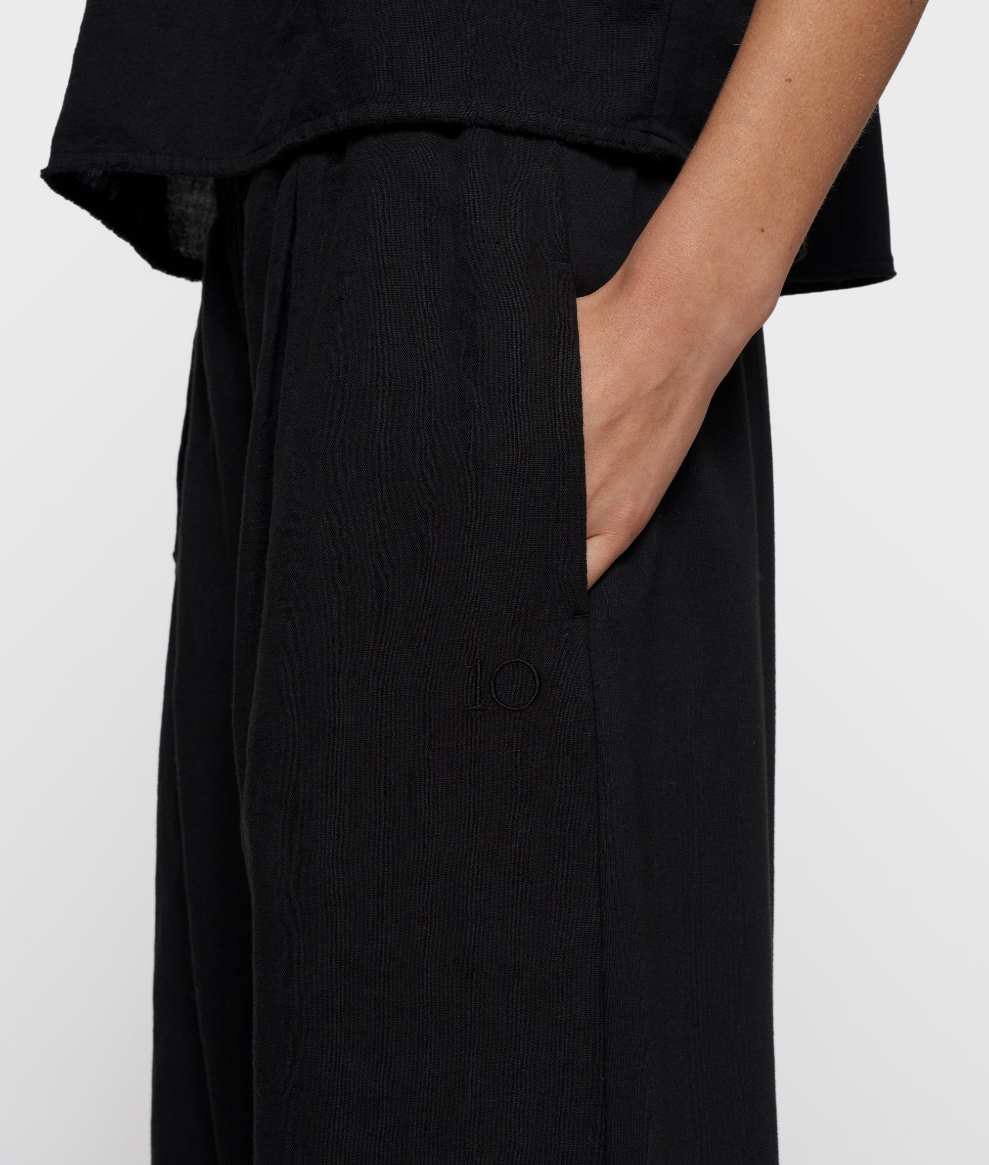 flowy pants linen | black | 10DAYS | Official Online Store flowy pants linen | black | 10DAYS | Official Online Store