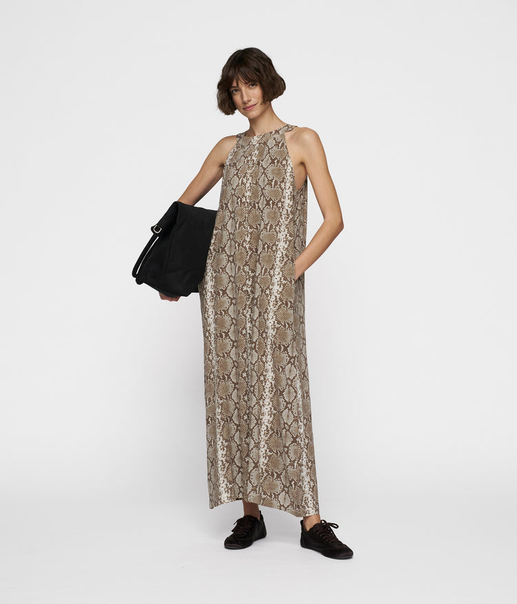 smoking dress snake | rope