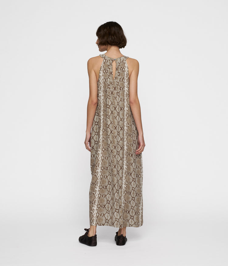 smoking dress snake | rope