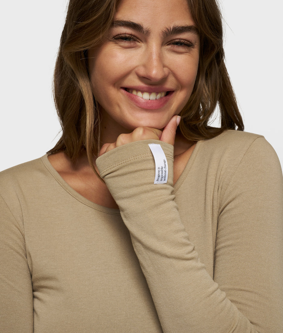 extra long sleeve tee modal | earth