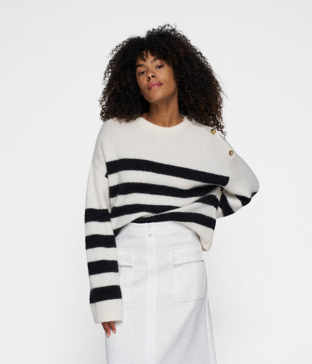 knit sweater stripes | ecru