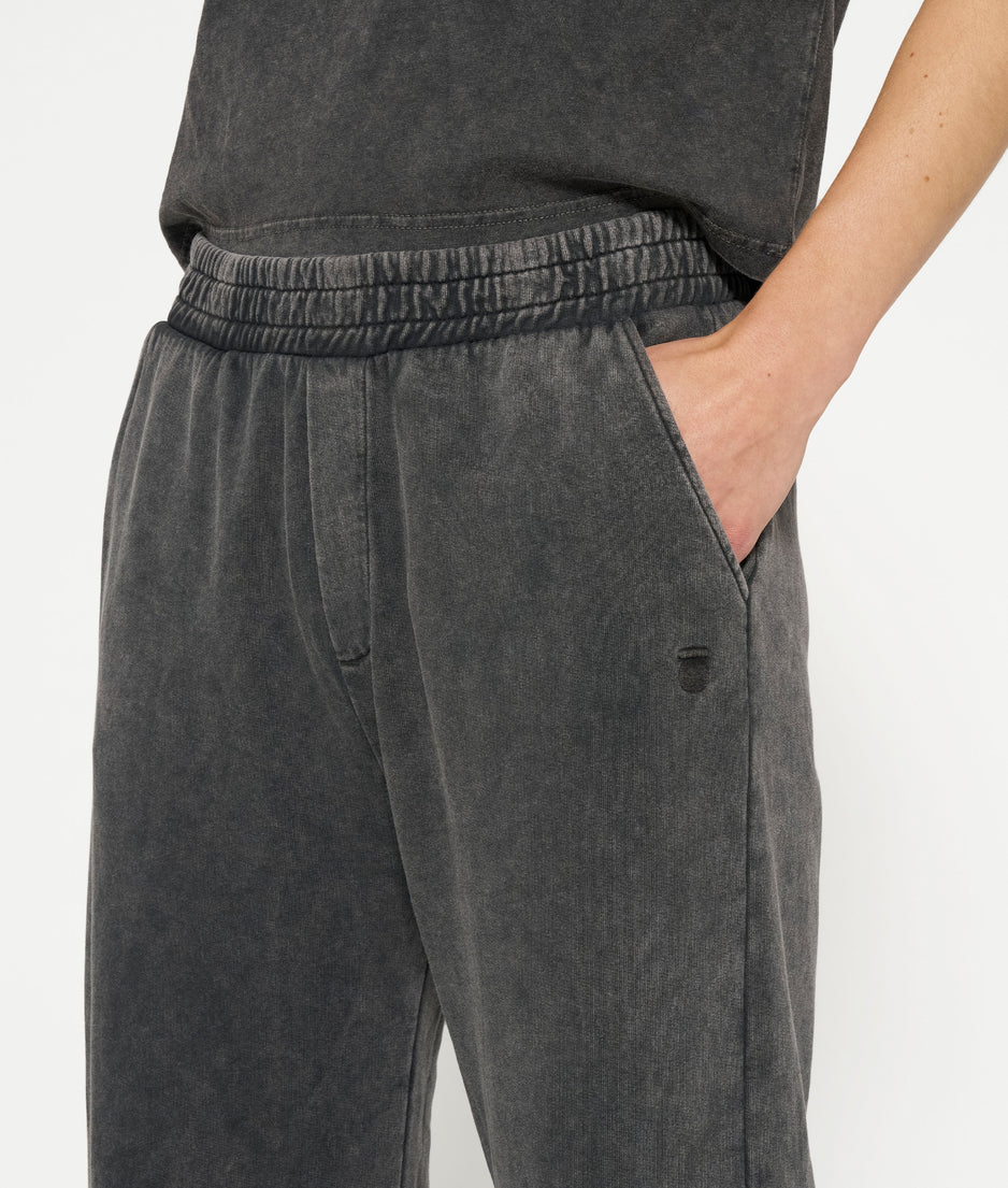 washed wide leg jogger | ash grey