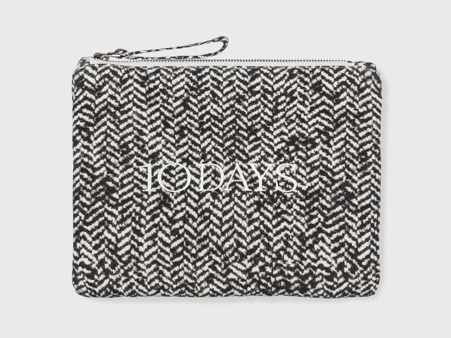 padded pouch fleece | ecru/black