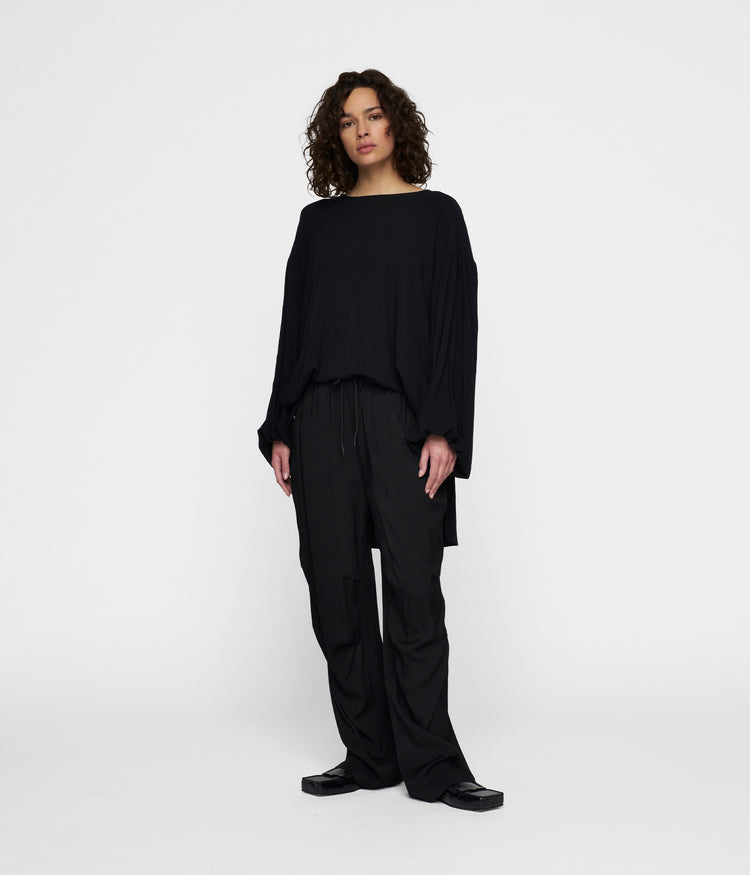 puffy blouse | black