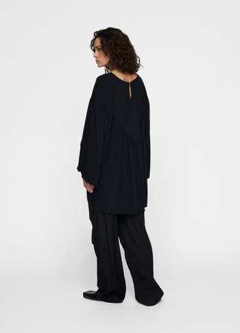 puffy blouse | black