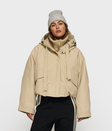 the queen parka | pure sand