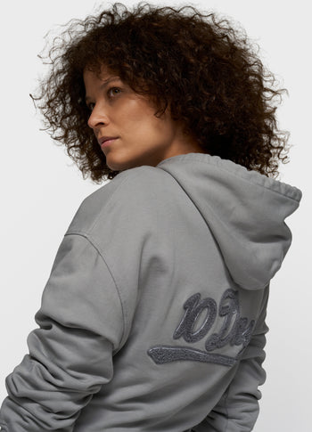 hooded body | light graphite