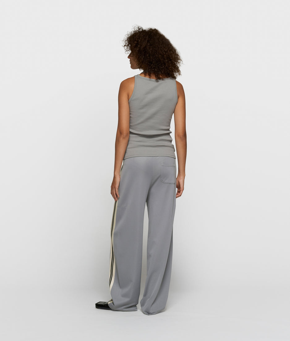 a-symmetric rib top | light graphite