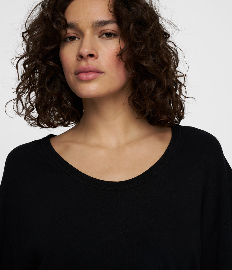 deep tee linen | black