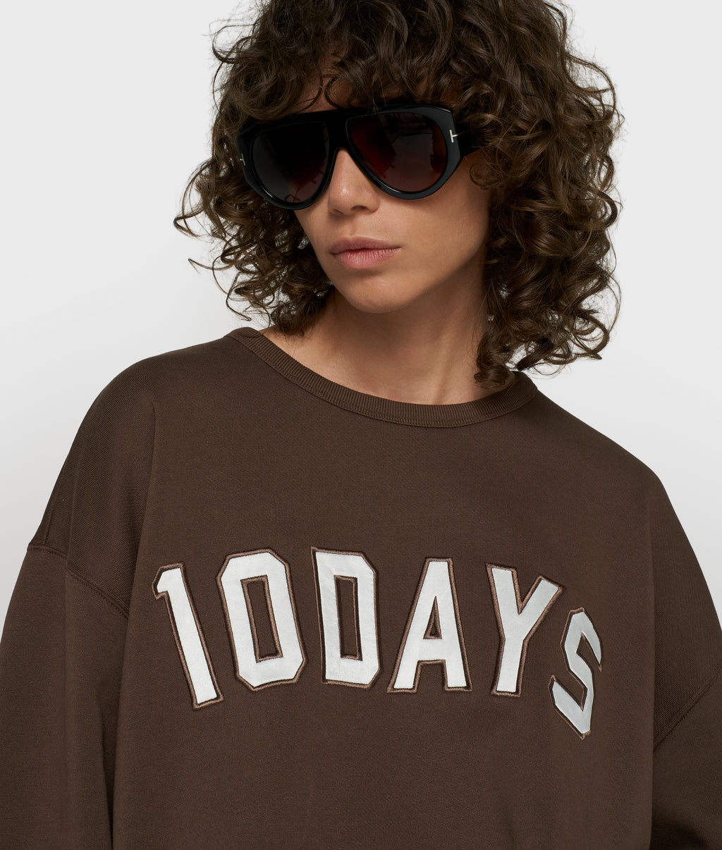 statement sweater met logo | brown