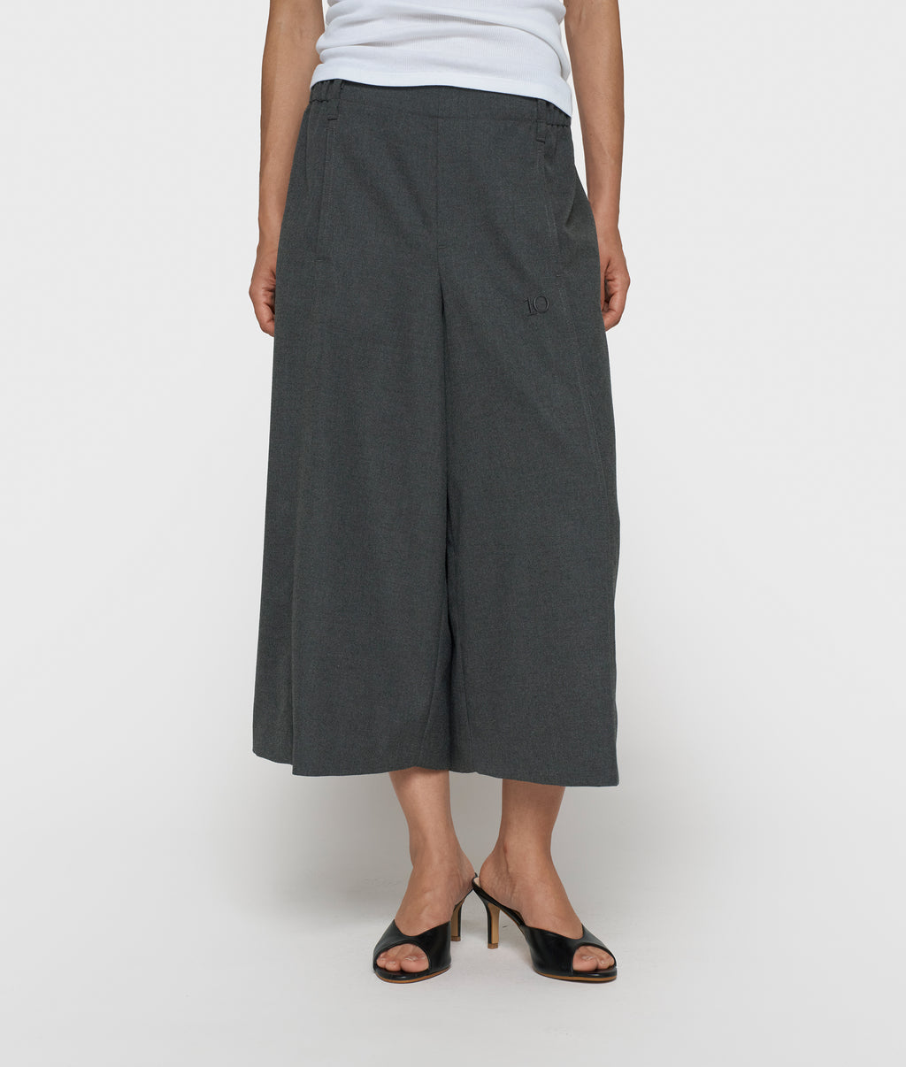 dressed bermuda | antra melee