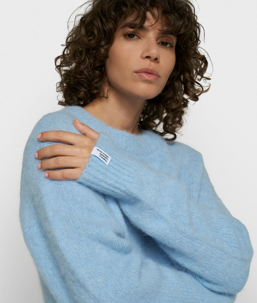 hairy gebreide trui | angel blue