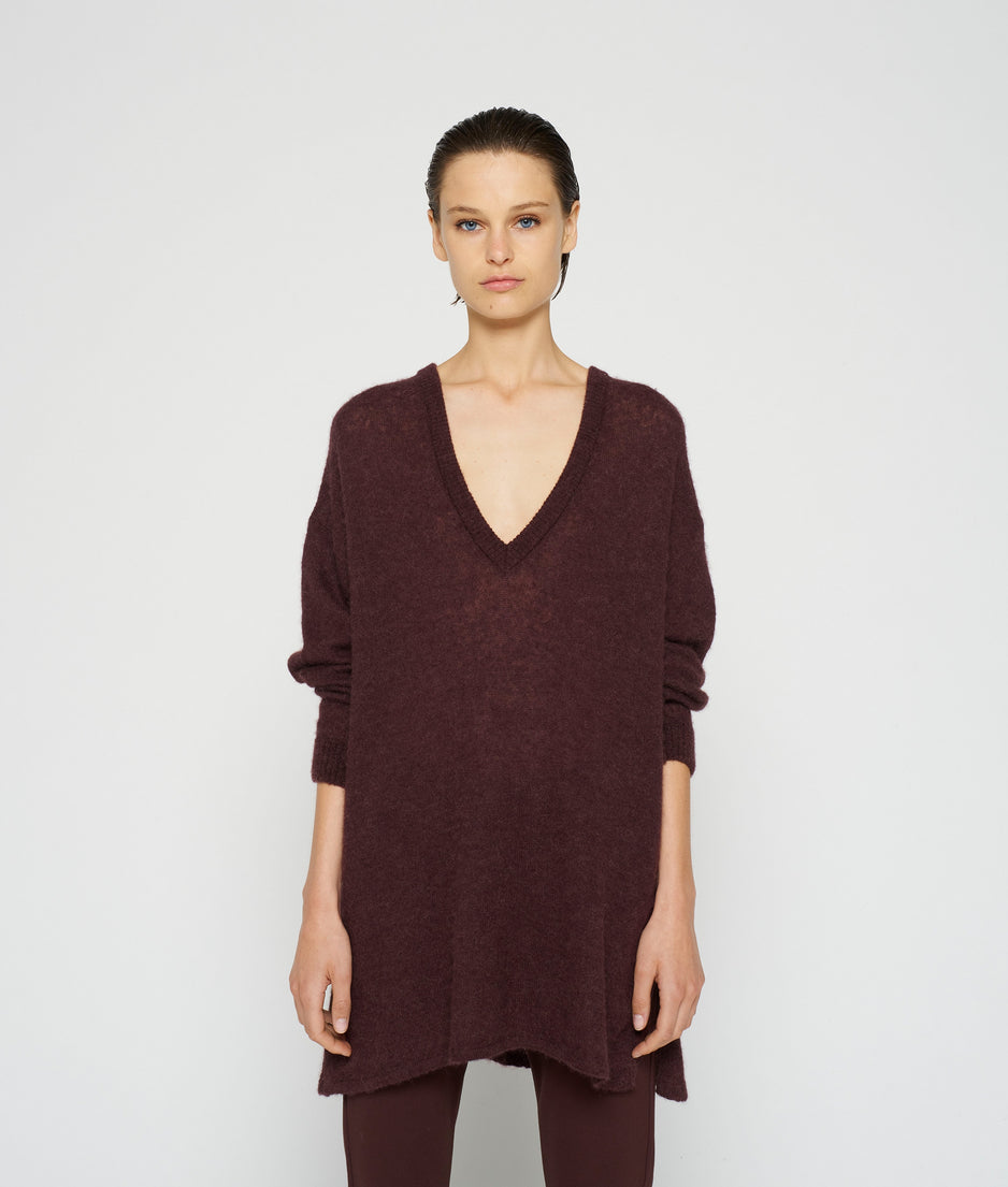 v-neck thin knit sweater | aubergine