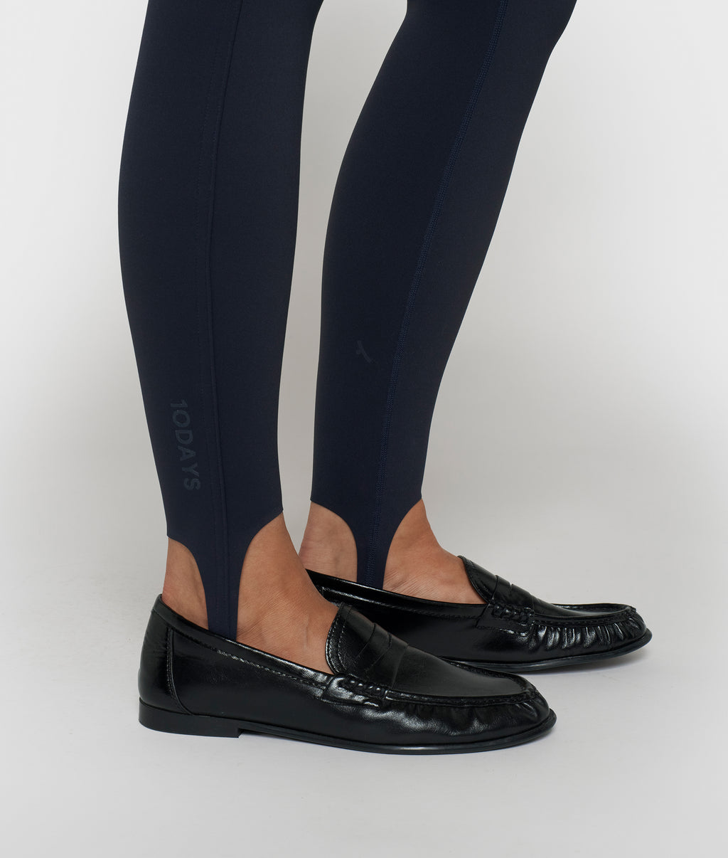 sporty leggings | night sky