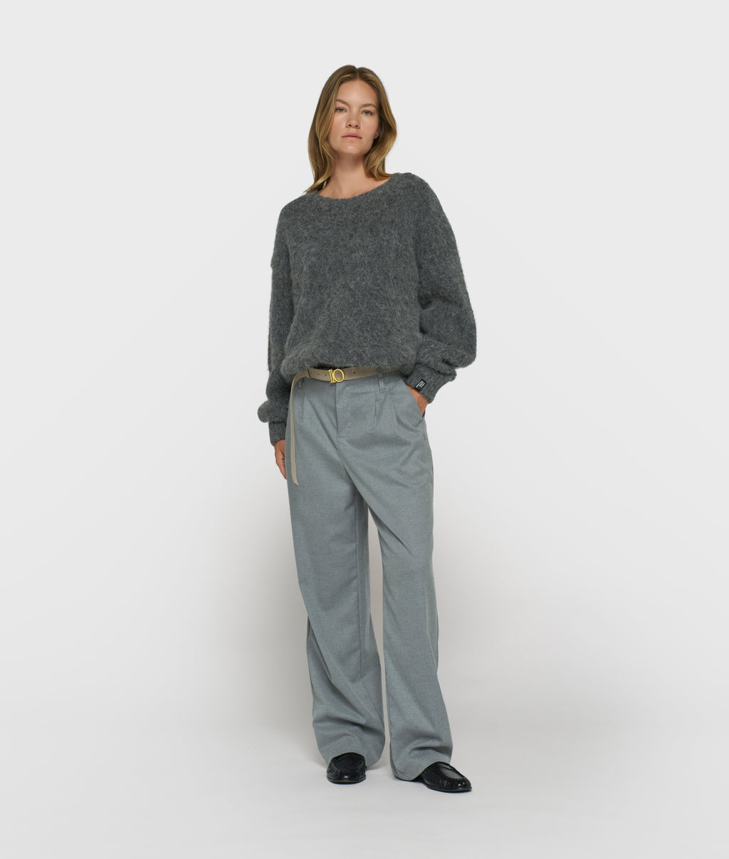 curly 10 knit sweater | antra melee