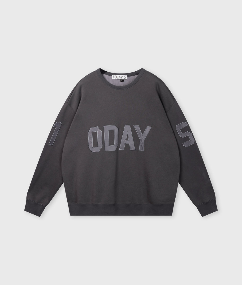 statement sweater logo | steel blue